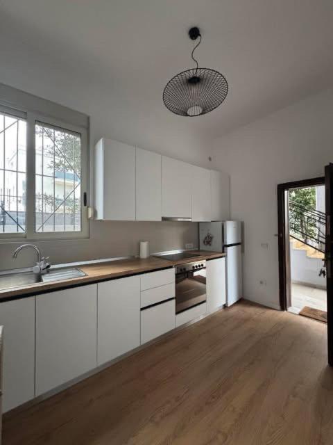 Edlira Apartments Дуррес Экстерьер фото